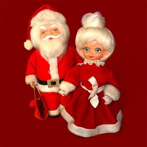 Vintage Santa & Mrs. Claus Doll Set – Retro Christmas Decor
